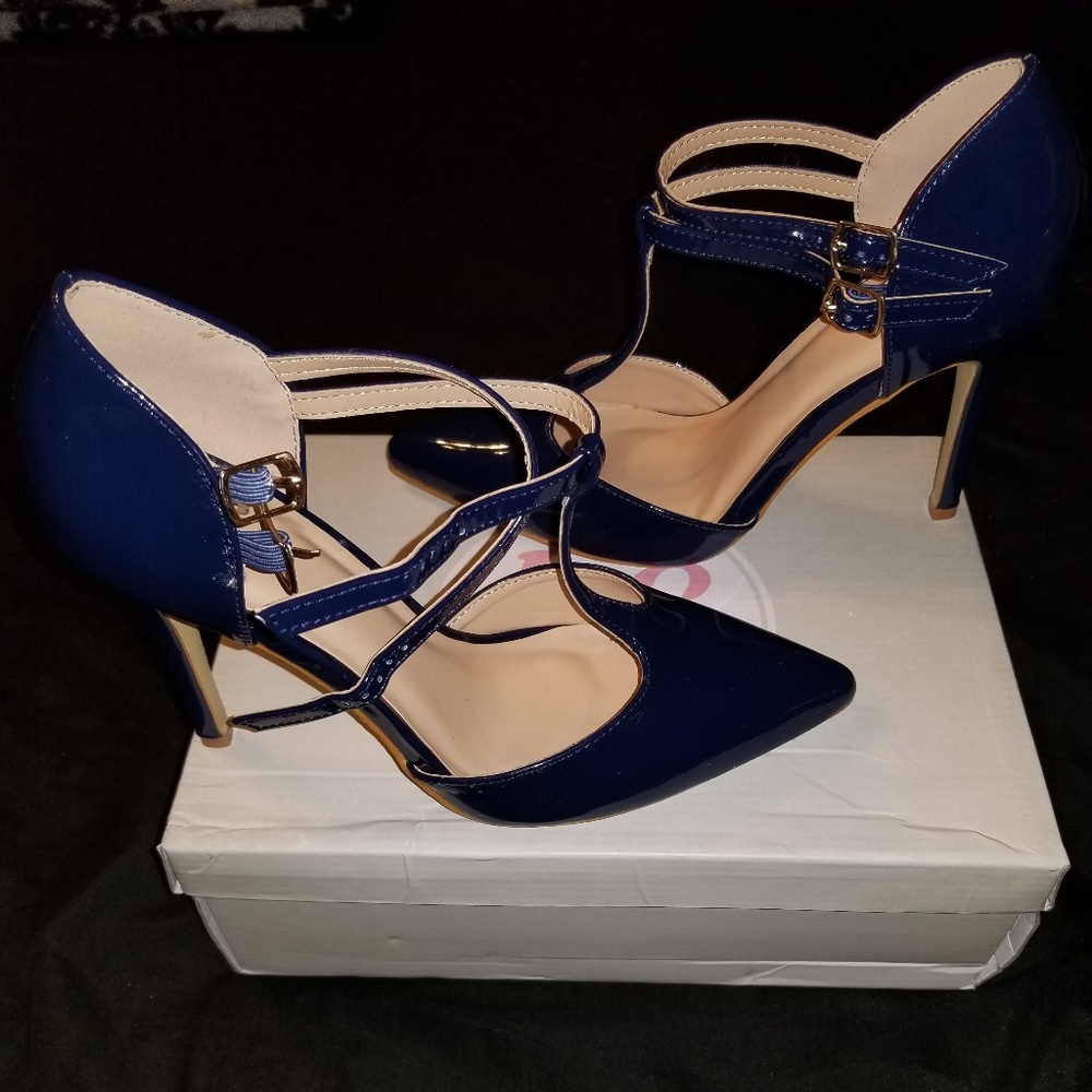 Point toe high heels